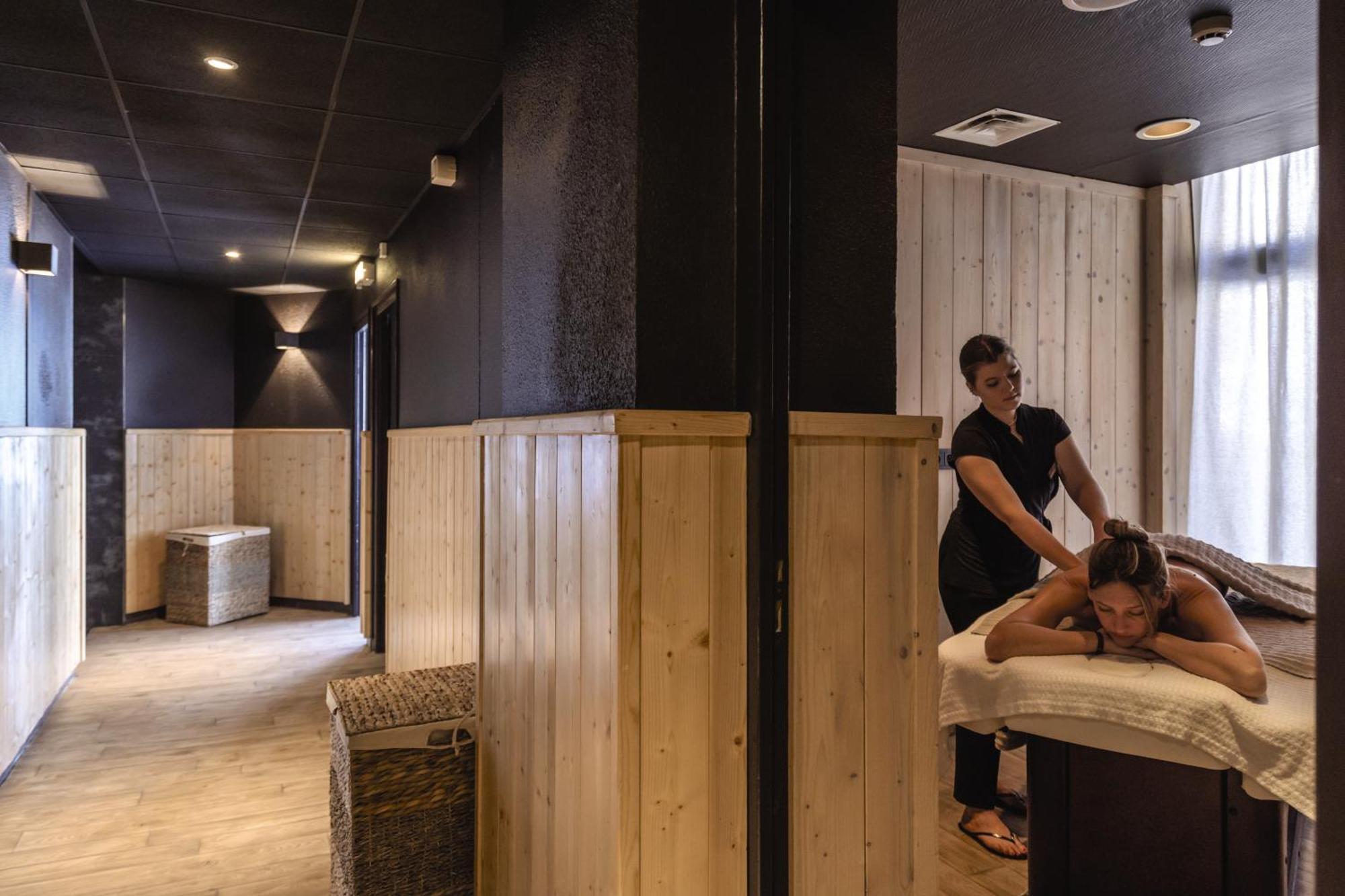 Belambra Clubs Tignes Val Claret Hotel Bagian luar foto
